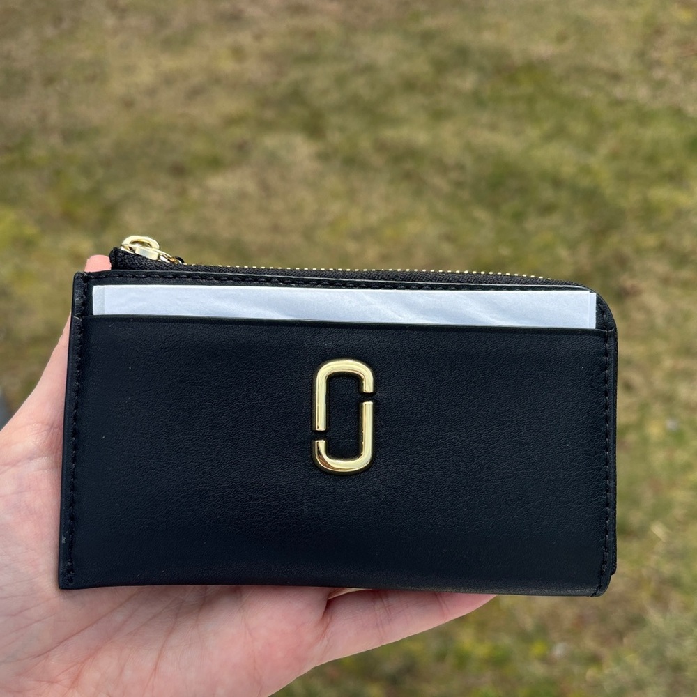 Marc Jacobs THE PEBBLE J MARC TOP ZIP MULTI WALLET - Picture 2 of 16